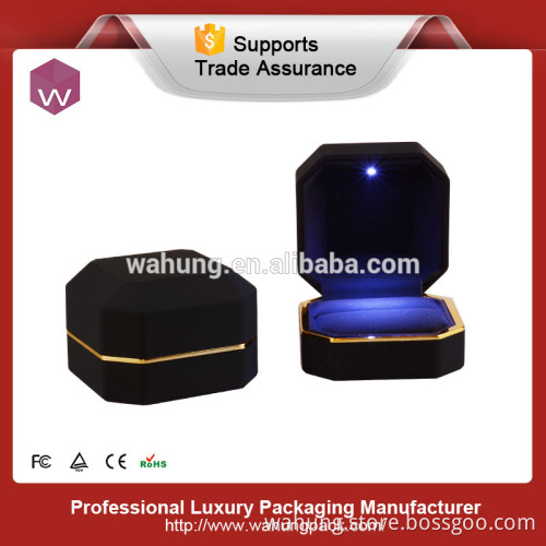 Newest led engagement ring box with light (WH-4357)